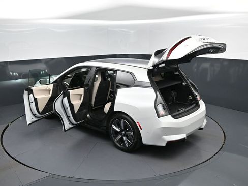 New 2026 BMW iX xDrive45 w/ Premium Package image 2