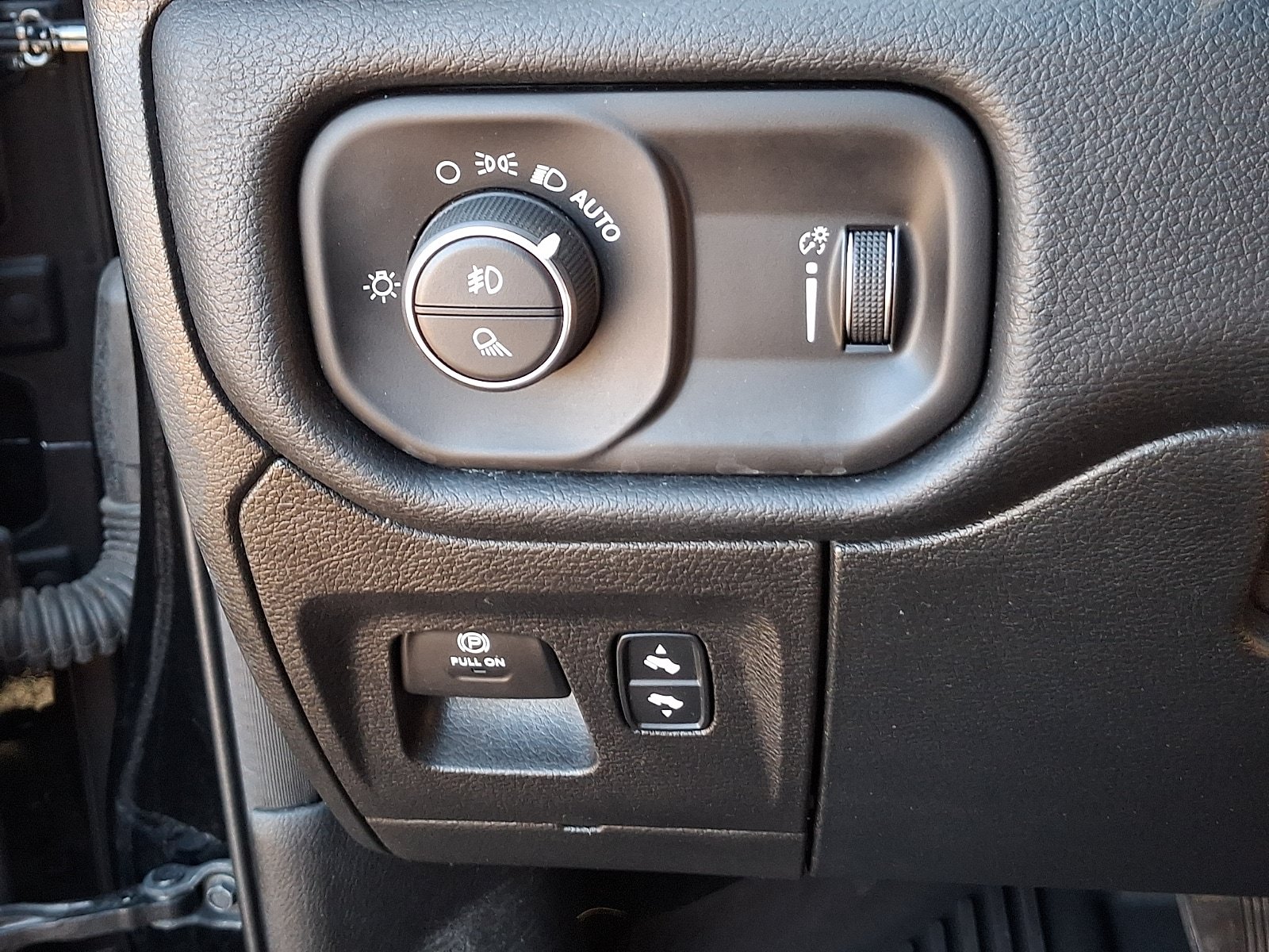 Used 2021 RAM 1500 Big Horn AWD/4WD image 22