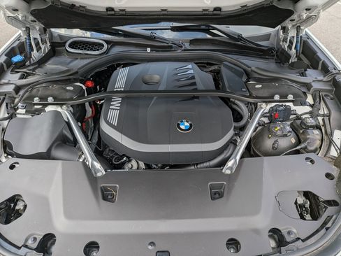 Certified 2023 BMW 740i RWD image 42