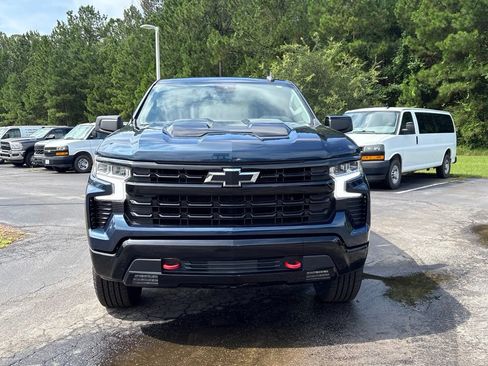 Used 2022 Chevrolet Silverado 1500 LT Trail Boss AWD/4WD image 2