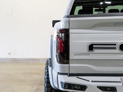 Used 2026 Ford F150 Raptor AWD/4WD image 40