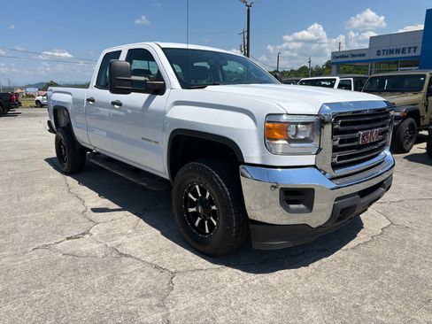 Used 2015 GMC Sierra 2500 4x4 Double Cab image 4