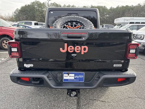 Used 2020 Jeep Gladiator Overland w/ Safety Group image 6