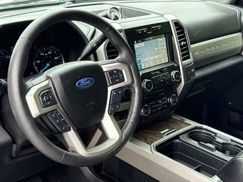 Used 2018 Ford F350 Lariat w/ Lariat Ultimate Package AWD/4WD image 15
