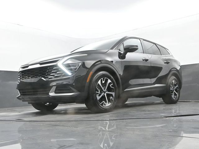 Used 2024 Kia Sportage EX FWD image 28