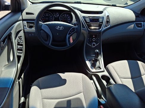 Used 2016 Hyundai Elantra SE FWD image 13