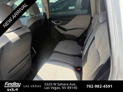 Used 2024 Subaru Forester Premium AWD/4WD image 4