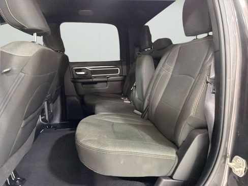 Used 2024 RAM 2500 Big Horn w/ Sport Appearance Package AWD/4WD image 10