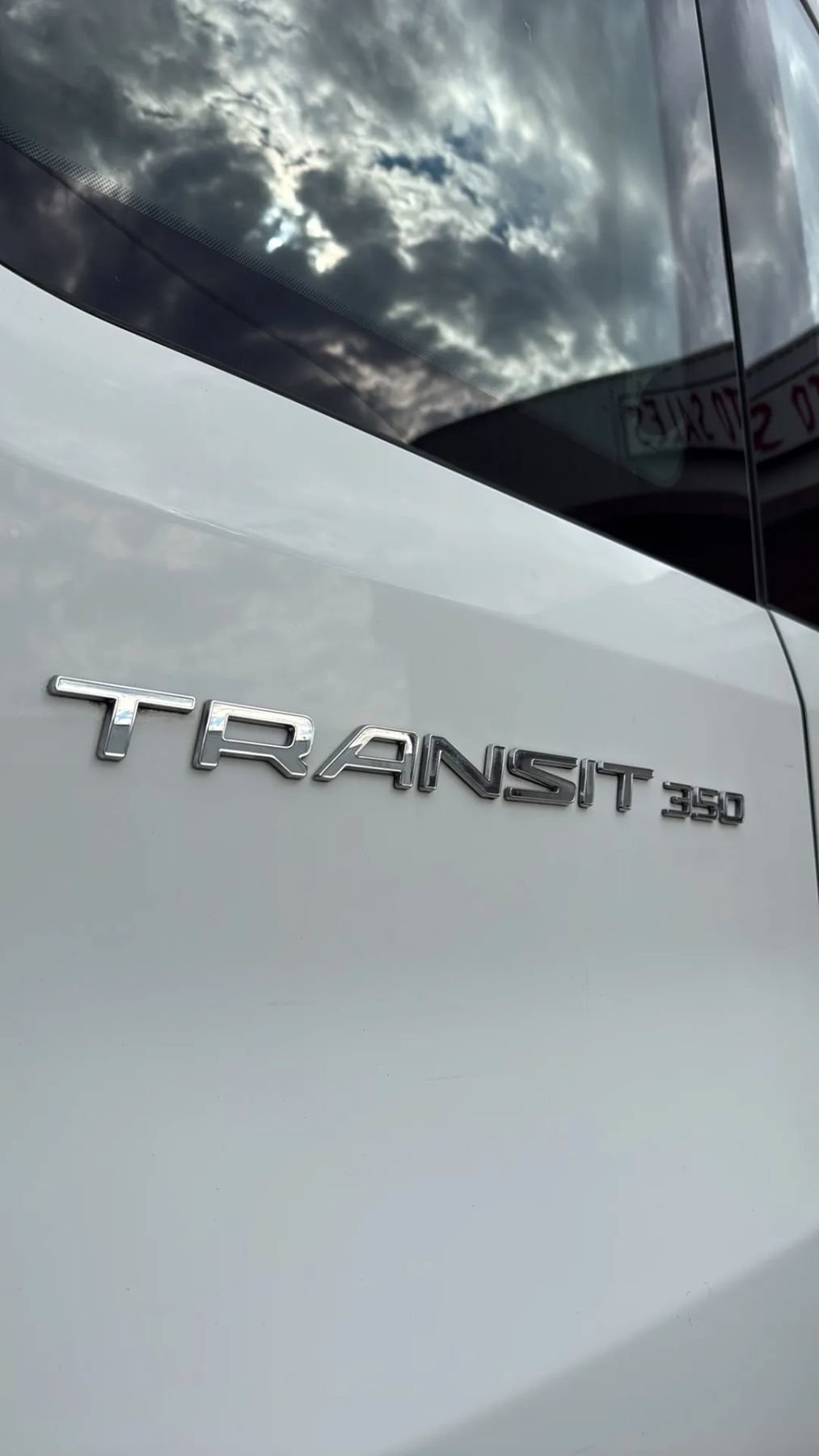 Used 2018 Ford Transit 350 148 Medium Roof RWD image 26