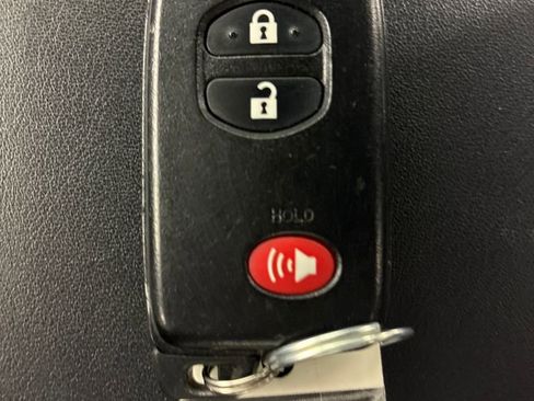 Used 2014 Toyota Prius Four image 31