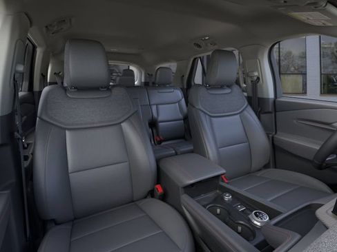 New 2026 Ford Explorer Active AWD/4WD image 10