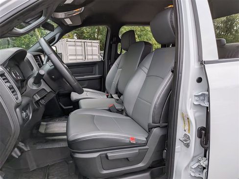 Used 2025 RAM 2500 Tradesman w/ Chrome Appearance Group image 19