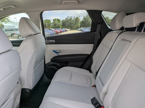 New 2026 Hyundai Tucson SEL AWD/4WD image 13