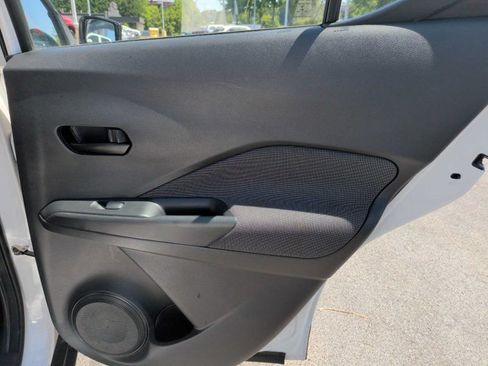 Used 2020 Nissan Kicks S FWD image 14