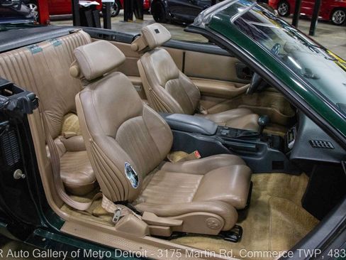 Used 1992 Pontiac Firebird Trans Am image 39