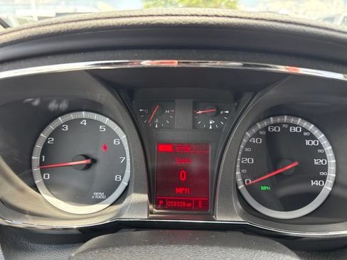 Used 2017 GMC Terrain SLT w/ Open Road Package FWD image 9