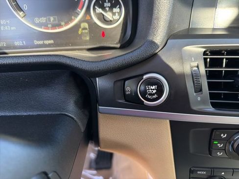 Used 2013 BMW X3 xDrive28i AWD/4WD image 8