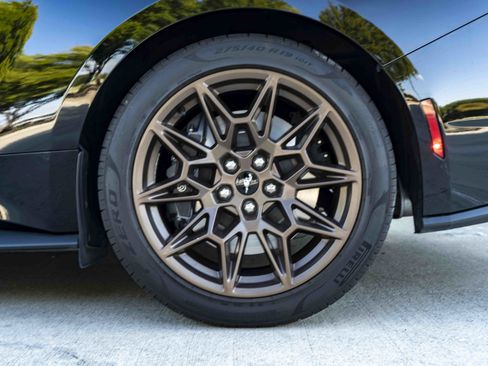 Used 2025 Ford Mustang GT Premium w/ GT Performance Package RWD image 16