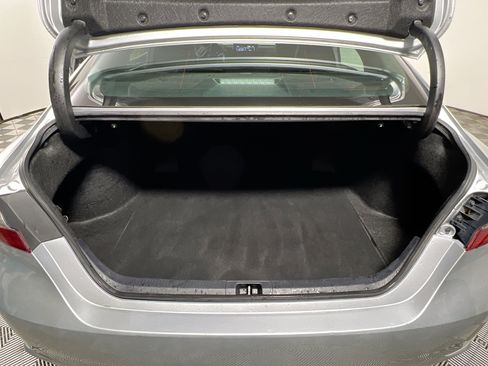 Used 2023 Toyota Camry XSE image 33