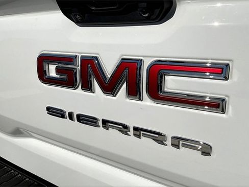 Used 2024 GMC Sierra 1500 Elevation image 31