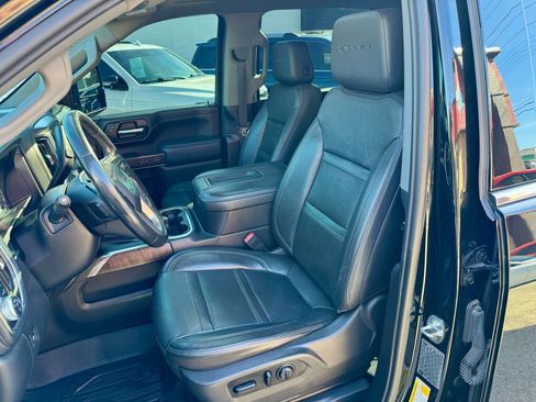 Used 2020 GMC Sierra 3500 Denali w/ Denali Ultimate Package image 13