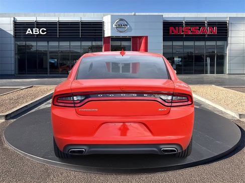 Used 2016 Dodge Charger SXT w/ Premium Group image 6