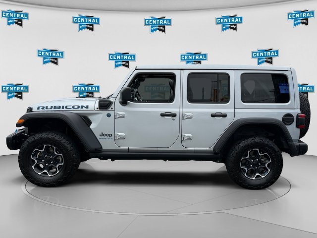 Used 2023 Jeep Wrangler Unlimited Rubicon 4xe w/ Steel Bumper Group AWD/4WD image 3