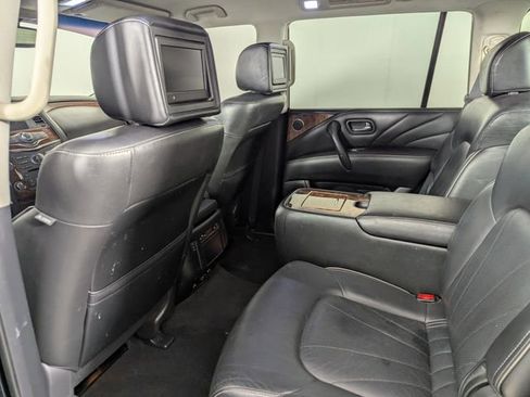 Used 2015 INFINITI QX80 Limited image 16