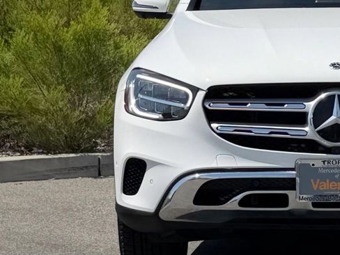 Used 2021 Mercedes-Benz GLC 300 4MATIC image 7