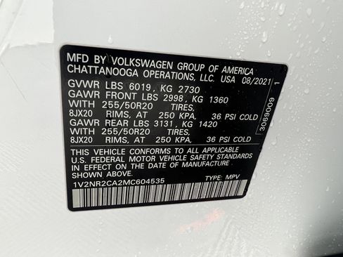 Used 2021 Volkswagen Atlas SE image 32