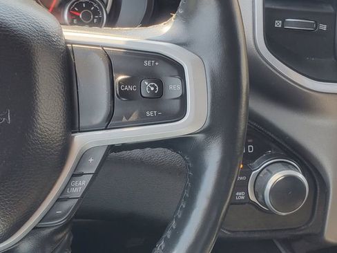 Used 2020 RAM 1500 Big Horn AWD/4WD image 23