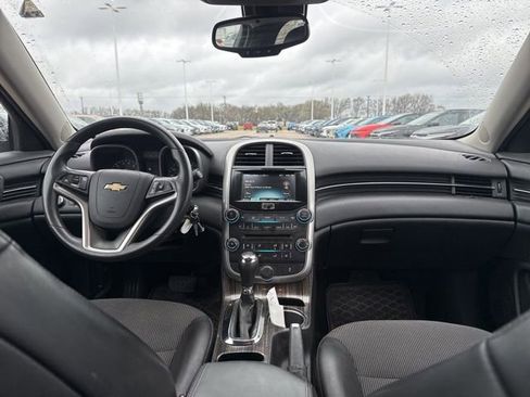 Used 2015 Chevrolet Malibu LT w/ Power Convenience Package image 22