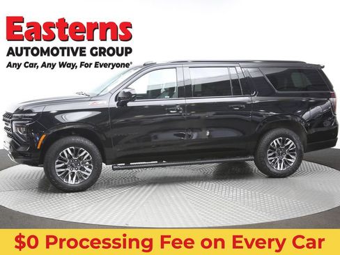 Used 2025 Chevrolet Suburban Z71 AWD/4WD image 61