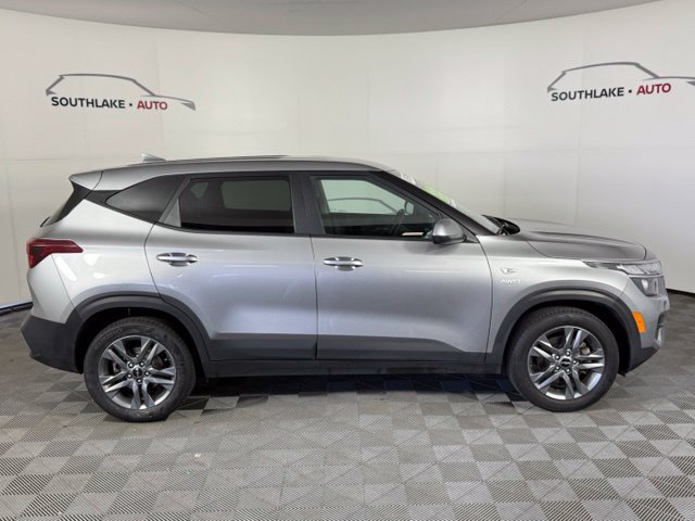 Certified 2023 Kia Seltos LX AWD/4WD image 8