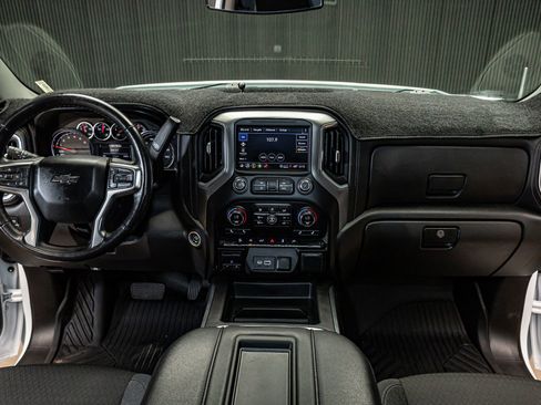 Used 2021 Chevrolet Silverado 1500 LT Trail Boss image 16