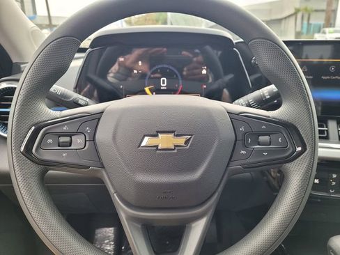 New 2026 Chevrolet Trax LT image 12