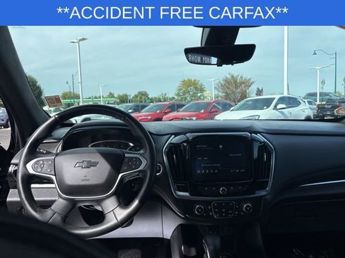 Used 2023 Chevrolet Traverse RS image 23