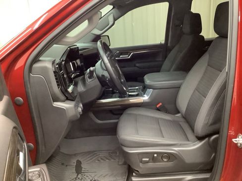 Used 2023 Chevrolet Silverado 1500 RST image 18