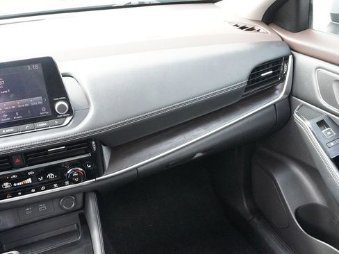Used 2021 Nissan Rogue SL AWD/4WD image 28
