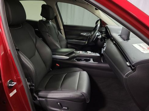 Used 2022 Genesis GV70 2.5T w/ Select Package image 27