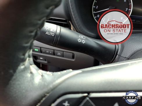 Used 2022 Nissan Sentra SV image 18