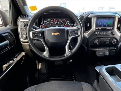 Used 2020 Chevrolet Silverado 1500 LT w/ Trailering Package image 9