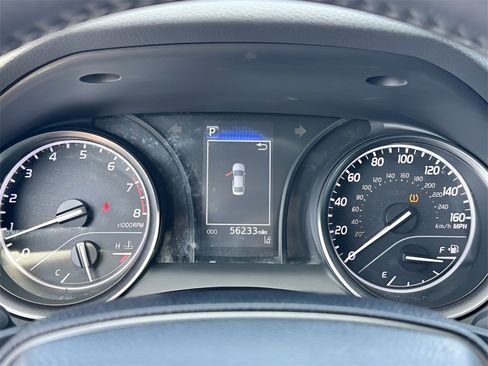 Used 2024 Toyota Camry SE image 8