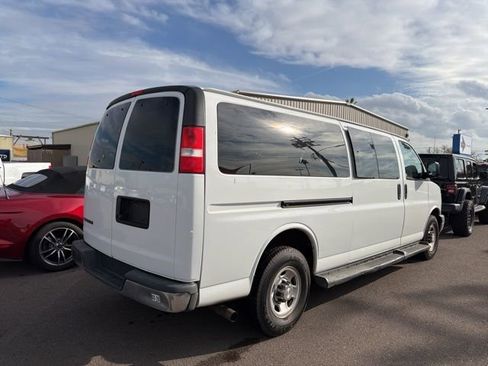 Used 2020 Chevrolet Express 3500 LT w/ LT Preferred Equipment Group image 13