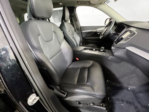 Used 2023 Volvo XC90 B5 Core AWD/4WD image 30