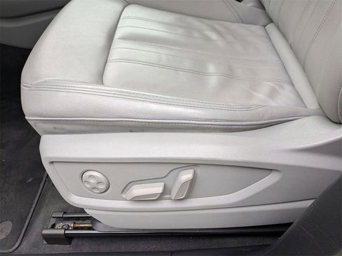 Used 2021 Audi Q5 2.0T Premium Plus w/ Premium Plus Package image 14