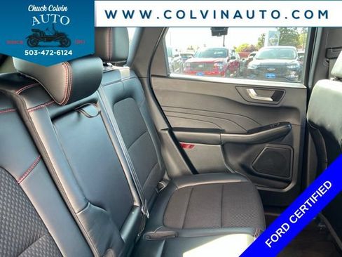 Certified 2025 Ford Escape ST-Line Select AWD/4WD image 27