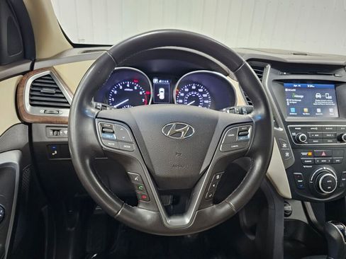 Used 2018 Hyundai Santa Fe Sport image 15