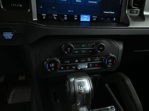Certified 2025 Ford Bronco Badlands AWD/4WD image 14