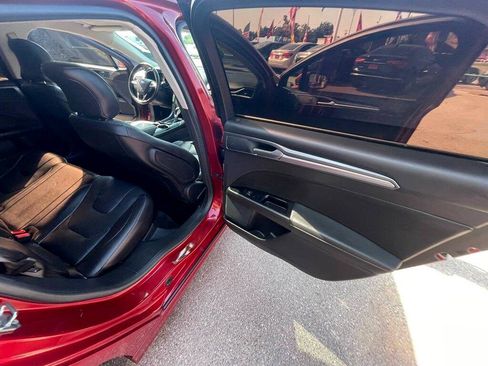 Used 2016 Ford Fusion Titanium image 13